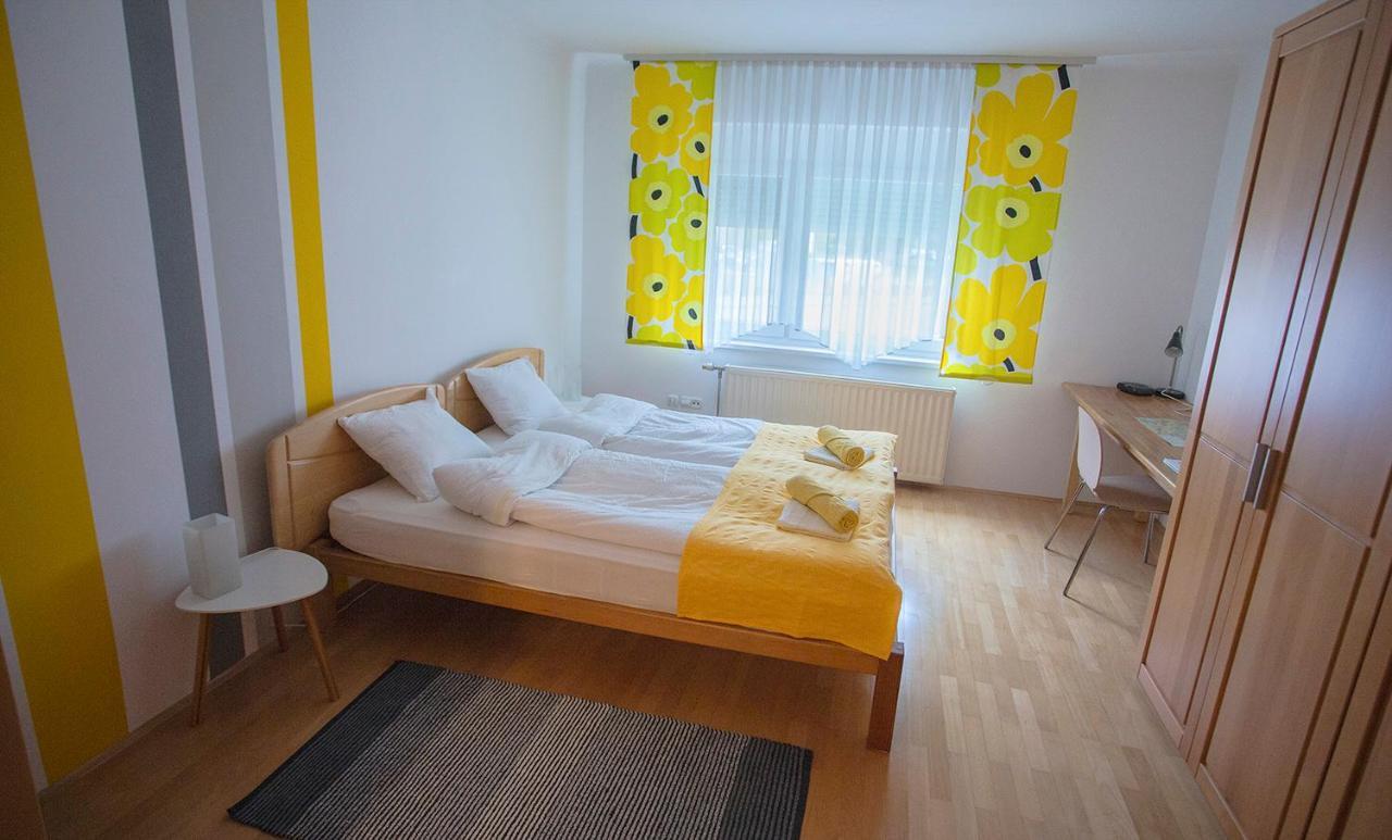 Goldenfields Apartment คราน ภายนอก รูปภาพ