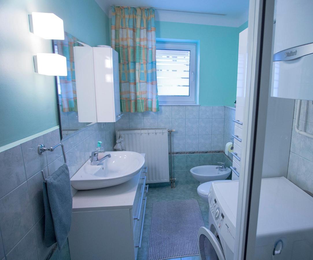 Goldenfields Apartment คราน ภายนอก รูปภาพ
